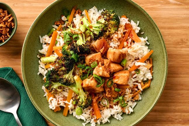 Choix du nutritionniste : Poulet au chili doux avec brocoli et riz aux oignons verts