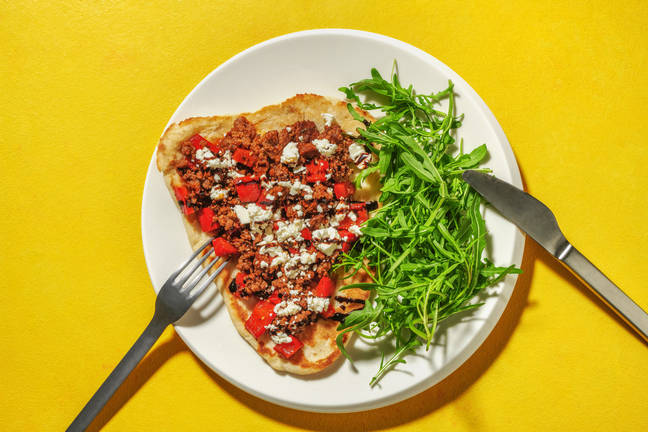 Za'atarkrydret oksekød i loaded naanbrød