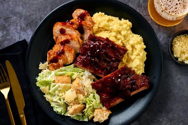 Côtes levées et poulet BBQ