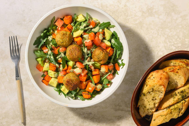 Mediterranean Falafel Salad