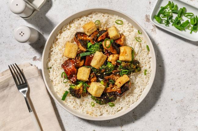 Snabblagad japansk teriyaki-tofu-wok