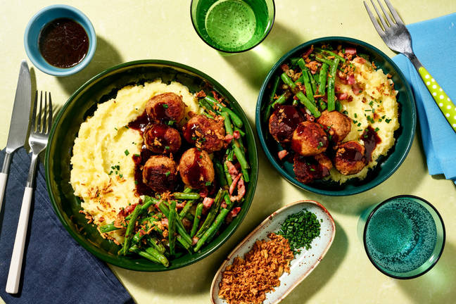 Fläskköttbullar med palsternack-potatismos