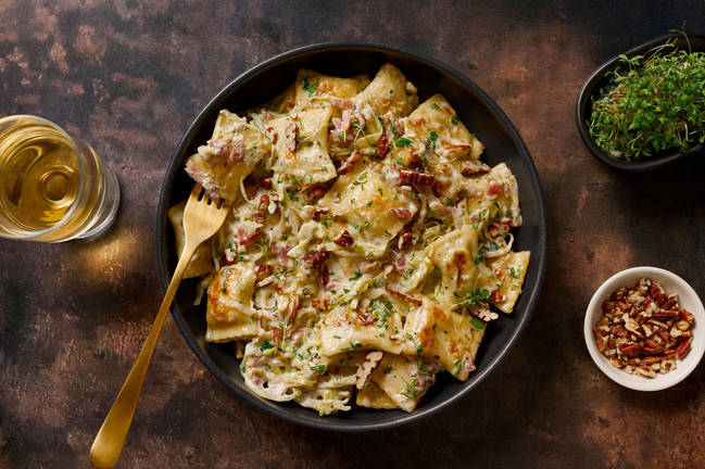 Mini-Maultaschen mit Bacon und Kresse