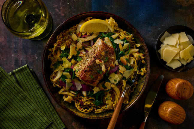 Mafaldine aglio e olio met kabeljauwfilet