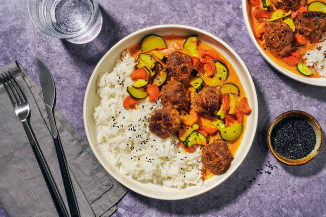 Thai Red Coconut Beef Meatball Curry