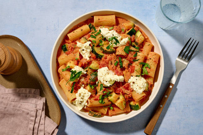 Creamy Courgette and Garlic Rigatoni