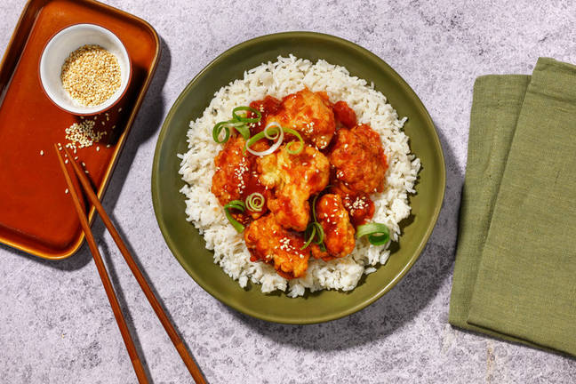 Coliflor crujiente con salsa agridulce casera