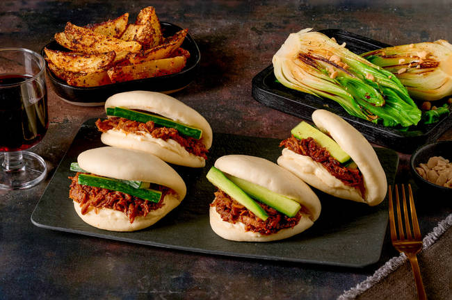 Sticky Hoisin Pulled Pork Bao Buns