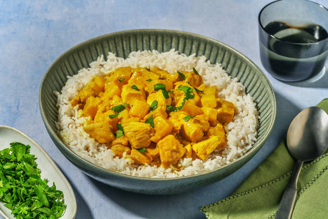 Poulet doré au curry-coco & à l'ananas