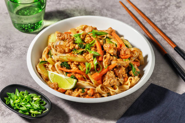 Nouilles de riz, porc haché & sauce hoisin