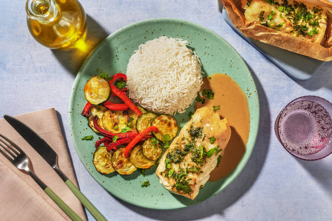 Papillote de lieu sauce satay & coriandre