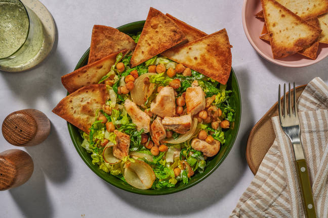 Hähnchensalat mit Kichererbsen & Taco-Chips