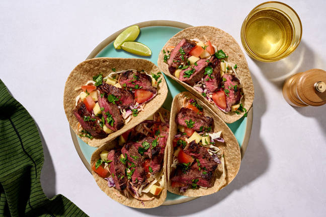 Wraps met steak en pittige regenboogsla