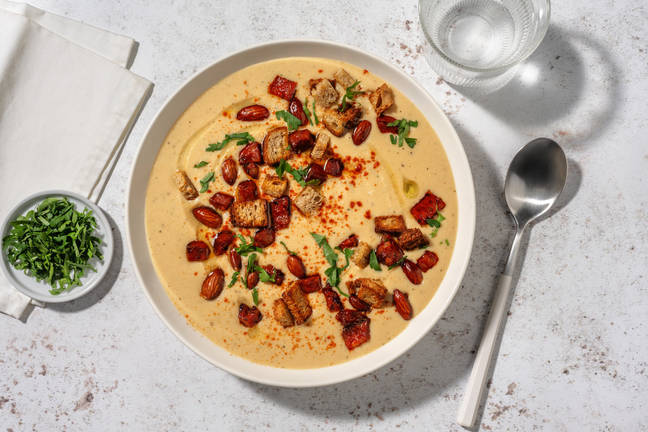 Velouté de chou-fleur, chorizo grillé & persil