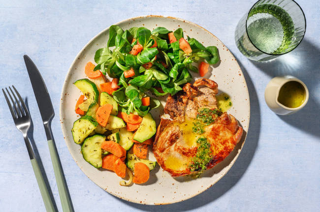 Chuleta de cerdo con chimichurri cítrico 