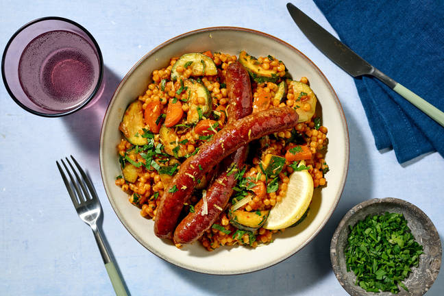 Rundermerguez met kruidige parelcouscous