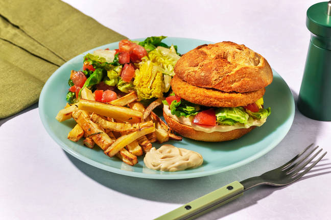 Burger végé façon poulet, sauce ail & Grana Padano