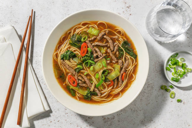 Niurou Mian: sopa taiwanesa de ternera y udon