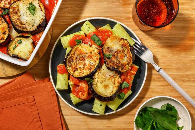 Alla Siciliana: pasta con berenjena asada y queso