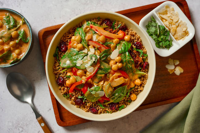 Mijoté crémeux de pois chiches, harissa & amandes grillées