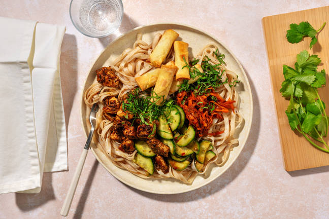 Bo bun vietnamien au poulet & nems