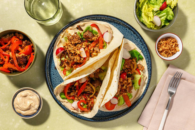 Tacos fusion au porc haché, sauce miel-gingembre