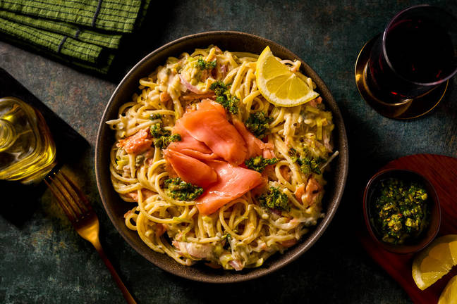 Frische Linguine mit Räucherlachs