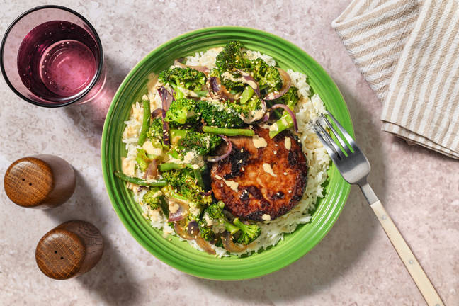 Vegetarische bulgogiburger met zoete Aziatische saus