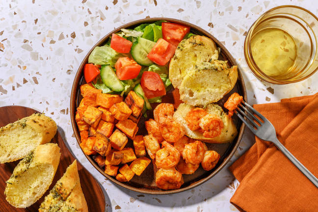 Paprika King Prawns and Crisp Salad