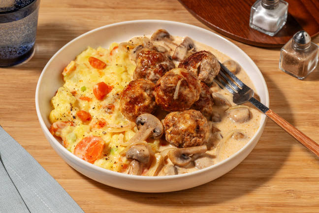 Käsige Hackbällchen mit Rahmchampignons