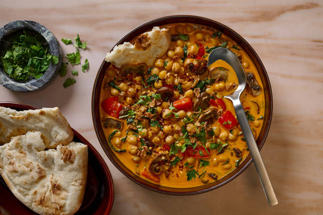 Chettinad Style Spiced Chickpea and Coconut Soup