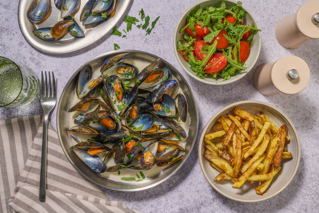 Lemon, Parsley and White Wine Moules Frites
