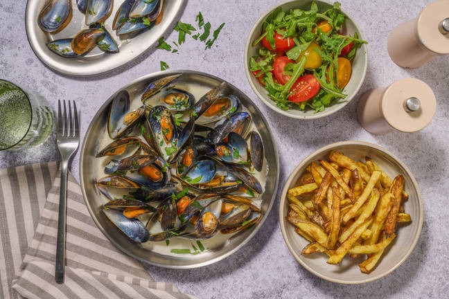 Lemon, Parsley and White Wine Moules Frites