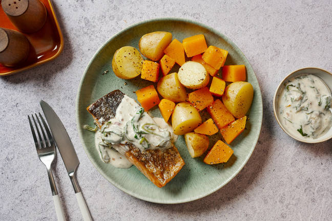 Salmon with Creamed Spinach