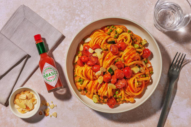 Rosé Style Linguine and TABASCO® Sauce Drizzle