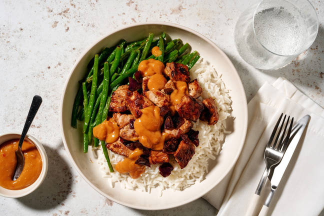 Satay-Schweinelachssteak auf Jasminreis