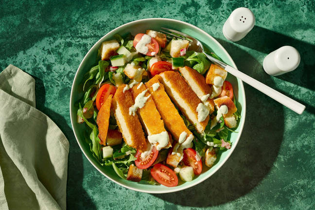 Krokante veggie schnitzel met Italiaanse stijl salade