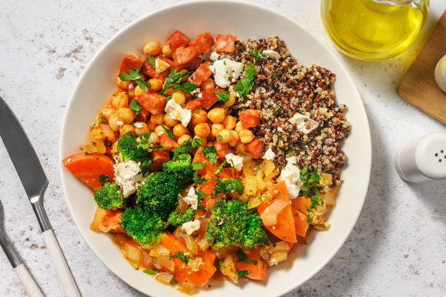 Quinoa garnie de chorizo et fromage à la grecque