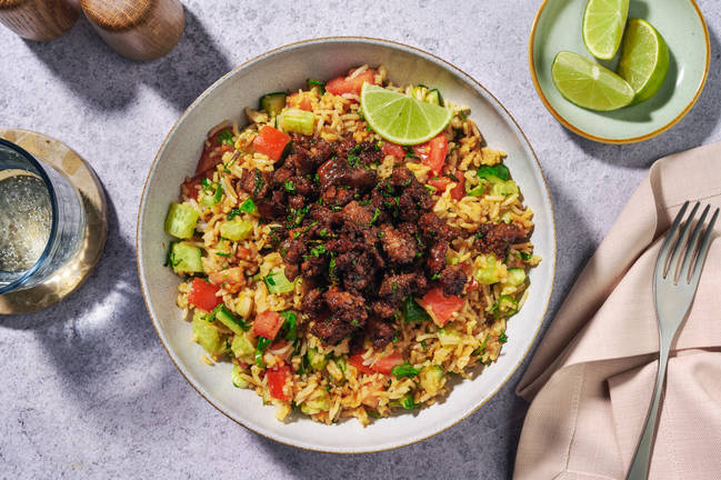 Pad-Kra-Pao-Reissalat mit Hack vom Weiderind