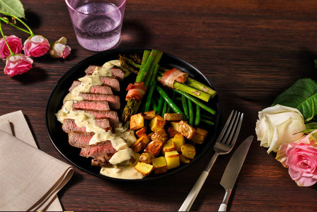 Valentine's Sirloin Steak and Peppercorn Sauce