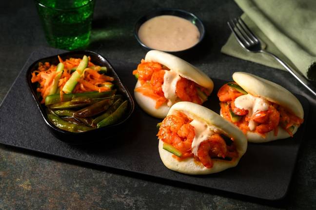Bao buns met scampi's en 'swicy' saus