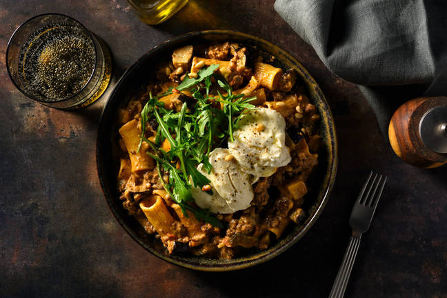 Rigatoni crémeuses à l'aubergine et bœuf bio