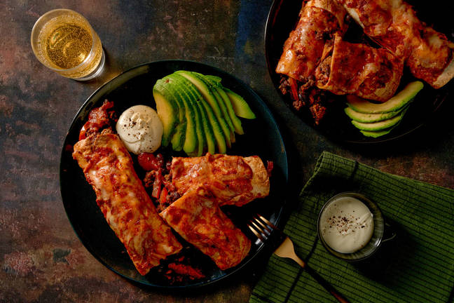 Bio-Rinderhack in cheesy XXL-Enchiladas 