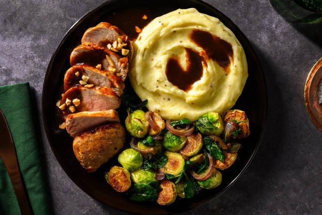 Porc laqué en sauce hoisin, choux de BXL & épinards