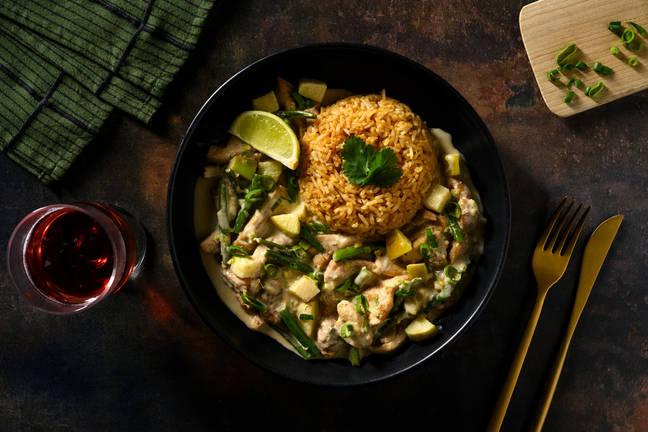 Kruidige groene kipcurry op z'n Thais
