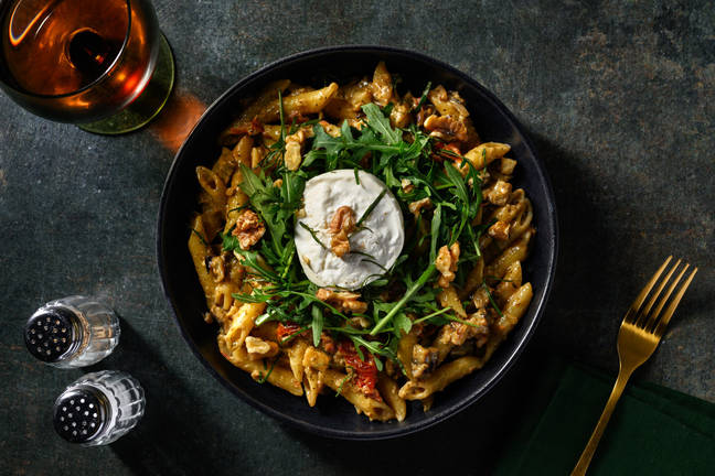 Penne crémeuses à l'aubergine & burrata