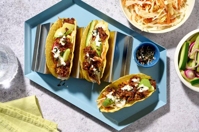Tacos sushi au tofu croustillant, avocat & furikake