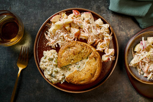 Oven-Ready Pieminister Vintage Cheddar & Leek Pie