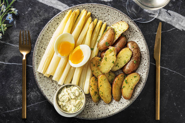 Asperges met gribiche-saus