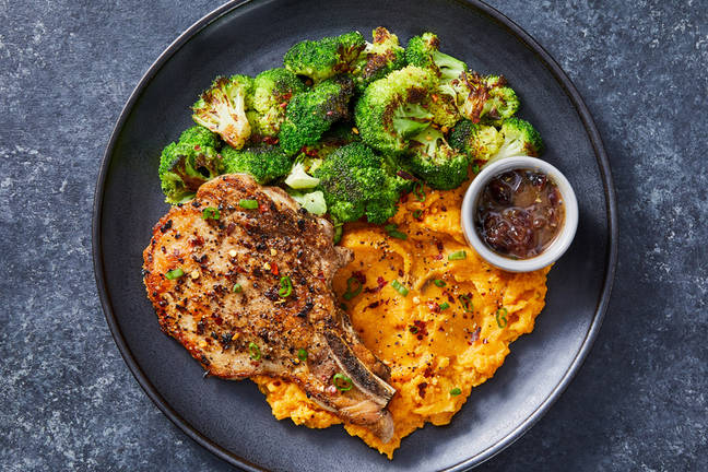 Seared Pork Chops and Cranberry Jus